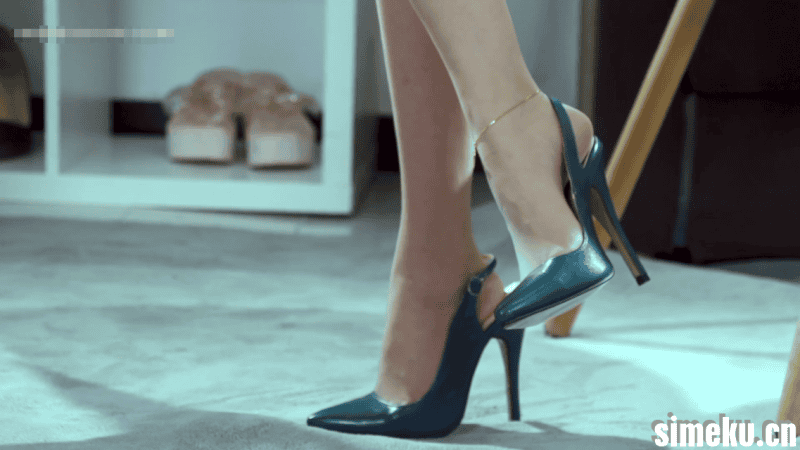 [粉嫩玉足]HD视频 玉趾白丝俏佳人小紫[1V／420MB]-AX0020-次元集