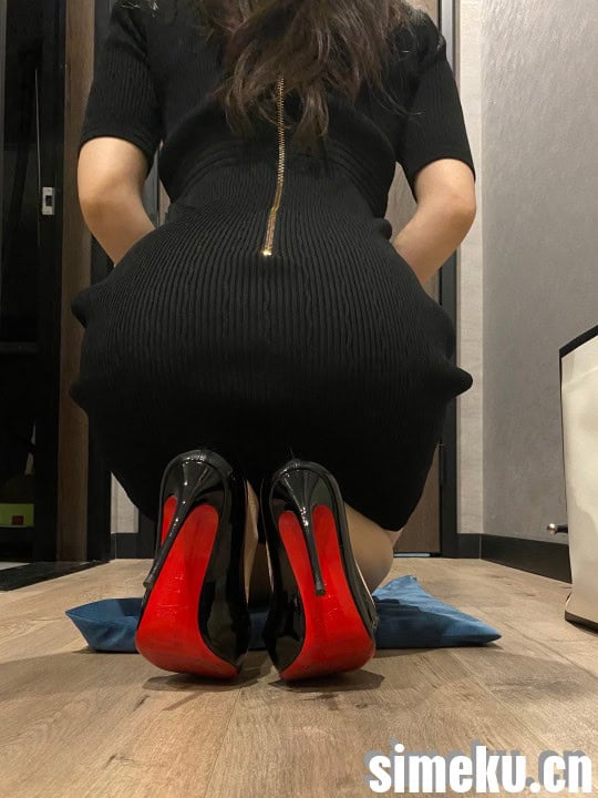 图片[3]-[高跟挑逗]知名丝模博主的私房红底高跟挑逗[24P][DX0011]-次元集